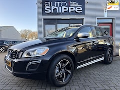 Volvo XC60 - 2.0 T5 R-Design -241 PK-AUTOMAAT-VOLLEDER-STOELVERWARMING-XENON-TREKHAAK-1800 KG TREKGEWIC