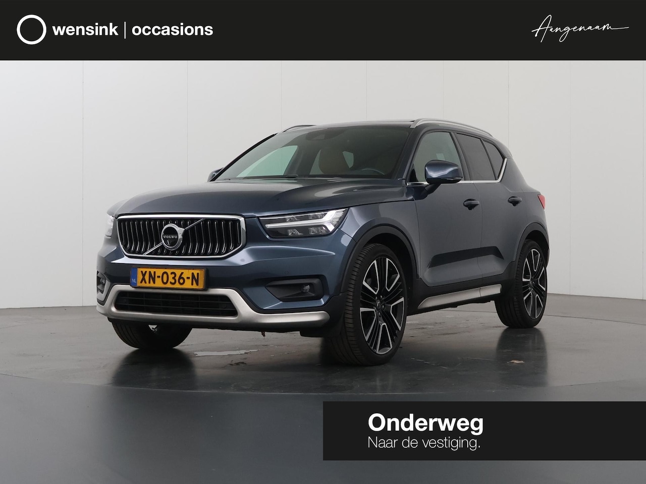 Volvo XC40 - 2.0 T4 Inscription | Elektr. Trekhaak | Panoramadak| Stuur/Stoel/Achterbankverwarming | Na - AutoWereld.nl