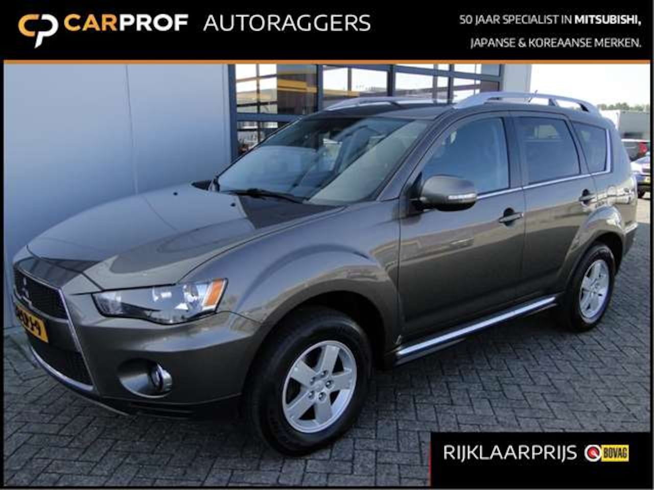 Mitsubishi Outlander - 2.0 CVT Intro Edition | Trekhaak - AutoWereld.nl