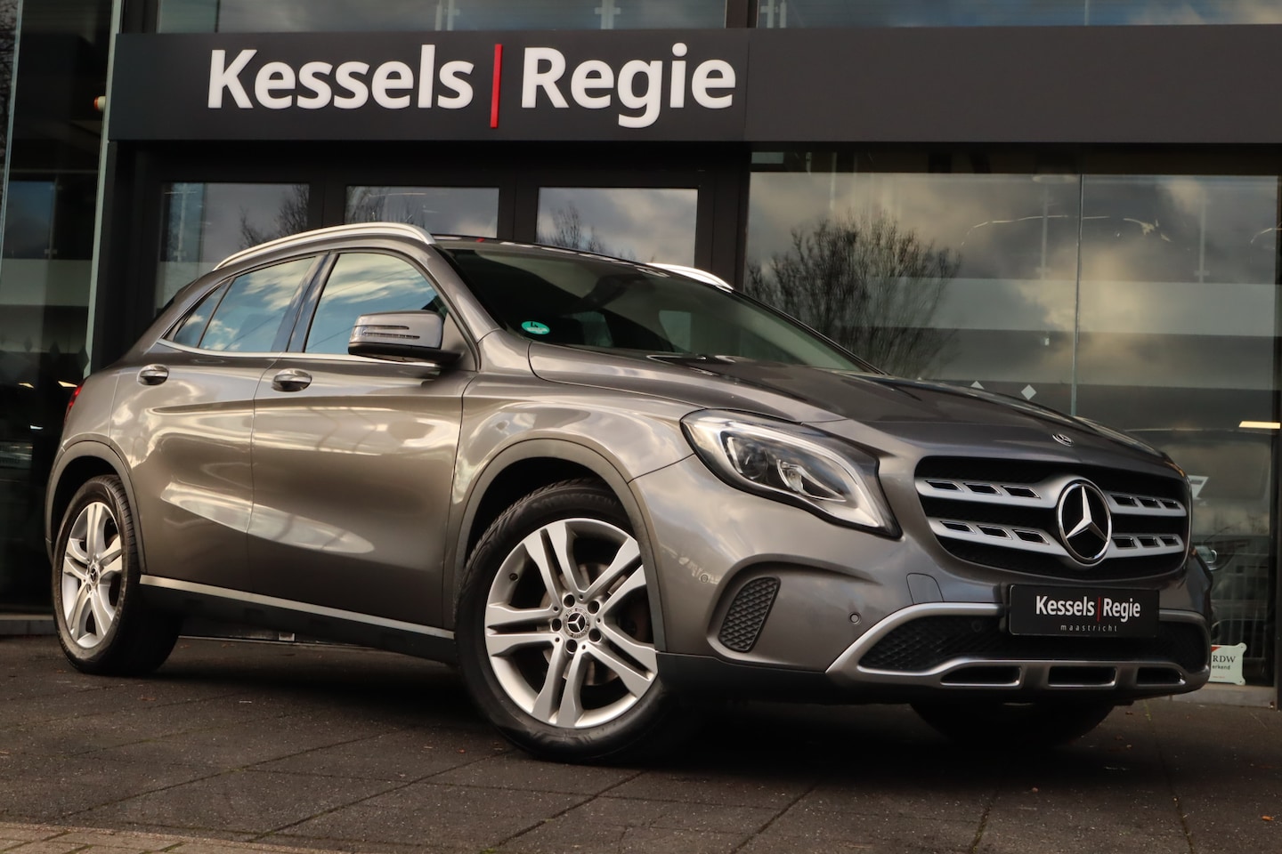 Mercedes-Benz GLA-Klasse - 200 Business LED Sensoren Stoelverwarming Cruise Navi - AutoWereld.nl