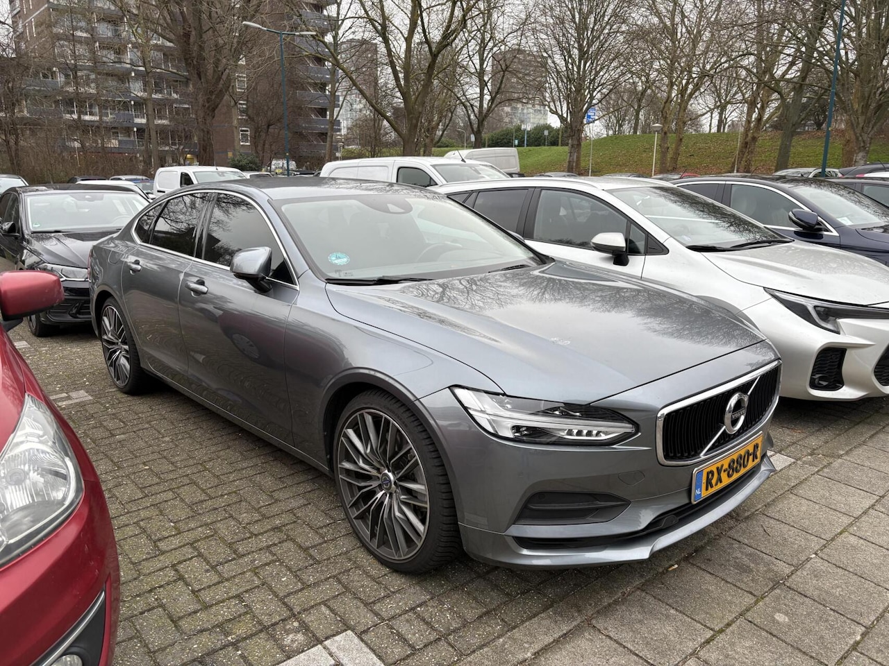Volvo S90 - 2.0 T4 191PK Automaat Sportstoelen Virtual Led Navi CarPlay ACC 20'' Origineel NL - AutoWereld.nl