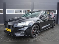 Ford Focus Wagon - 1.5 EcoBoost ST Line Aut/Camera/CC/Climate Control/Stoel-stuur verwarming/Park.sensoren