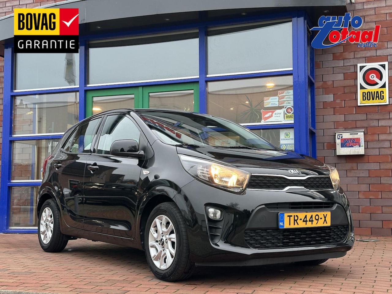 Kia Picanto - 1.0 CVVT ComfortPlusLine Navigator | Camera | Airco | Navi - AutoWereld.nl