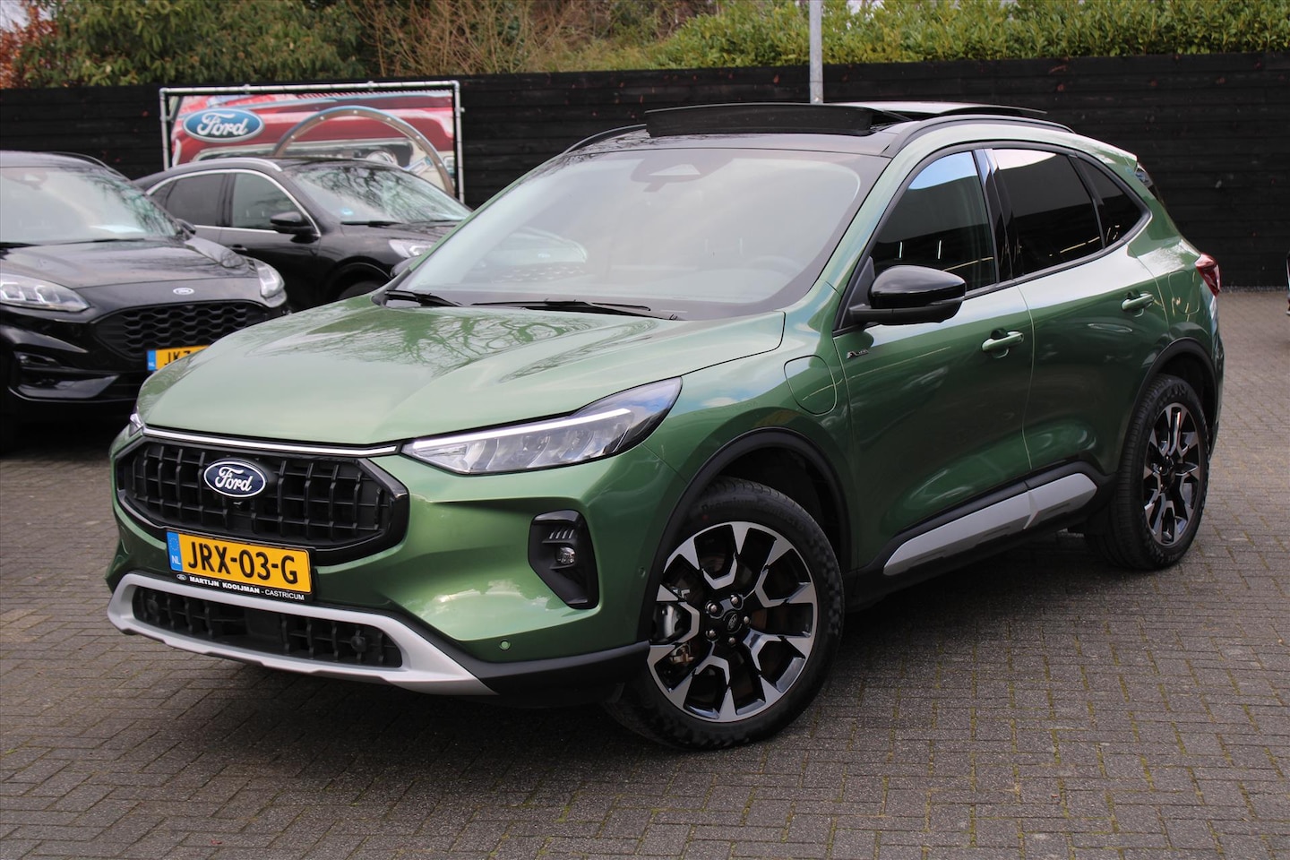 Ford Kuga - Active X 2.5 PHEV Plug-in Hybride automaat 243pk/178kw, Panoramadak, Trekhaak, Winterpack - AutoWereld.nl