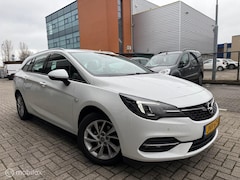 Opel Astra - Stationwagen 1.2 Benzine | Navigatie | Lage km's