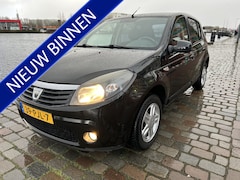 Dacia Sandero - 1.2 Blackline airco apk keurige auto