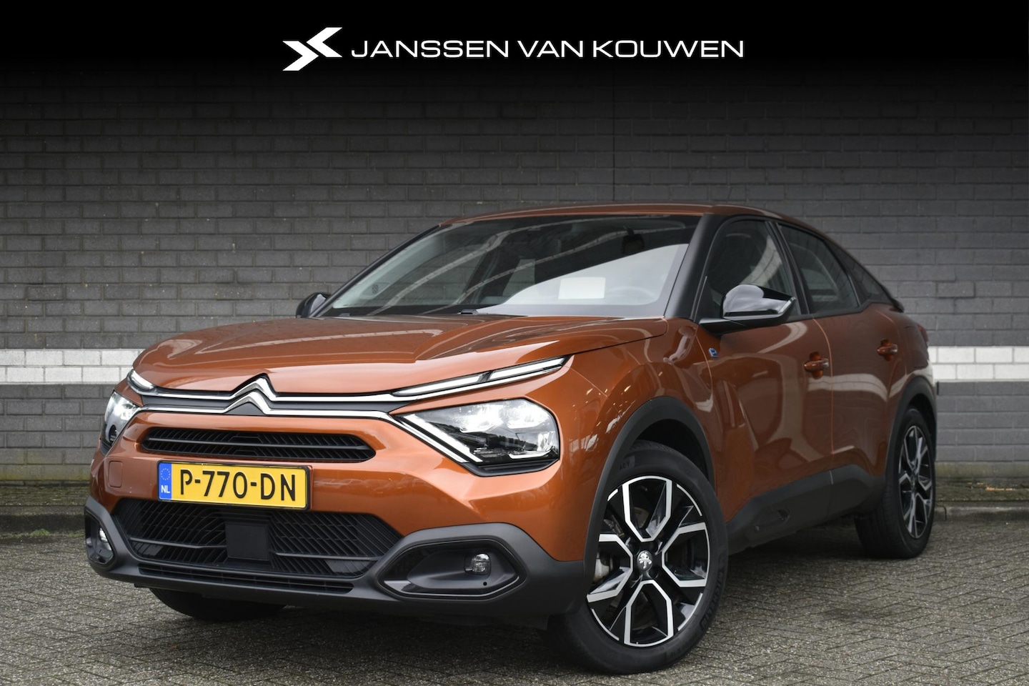 Citroën Ë-C4 - Feel Pack 50 kWh / Voorruitverwarming / Camera / Climate / Private lease €349,- p/m - AutoWereld.nl