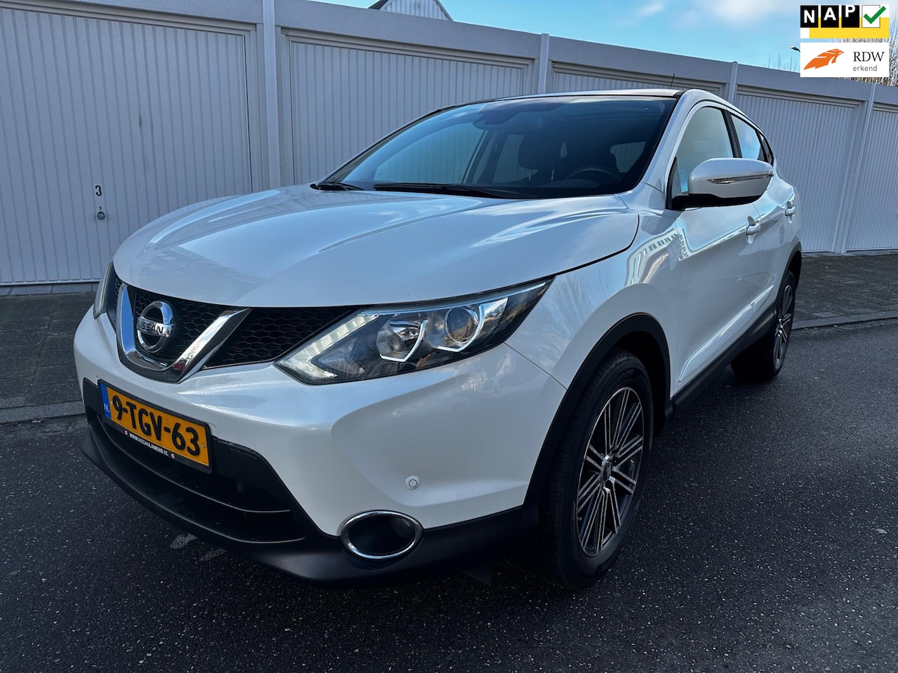 Nissan Qashqai - 1.2 Connect Edition 1.2 Connect Edition,keyless,panorama dak,full opties, nap - AutoWereld.nl