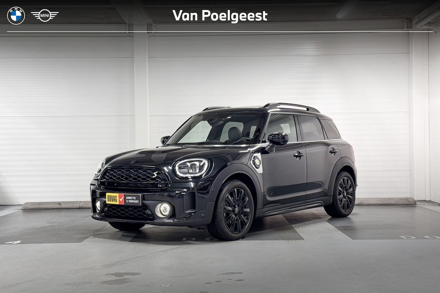 MINI Countryman - Cooper SE ALL4 Classic | Stoelverwarming | Panoramadak | Harman Kardon - AutoWereld.nl