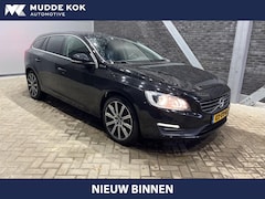 Volvo V60 - 2.4 D5 Twin Engine Lease Edition | Trekhaak | Stoelverwarming | Getint Glas | 18 Inch