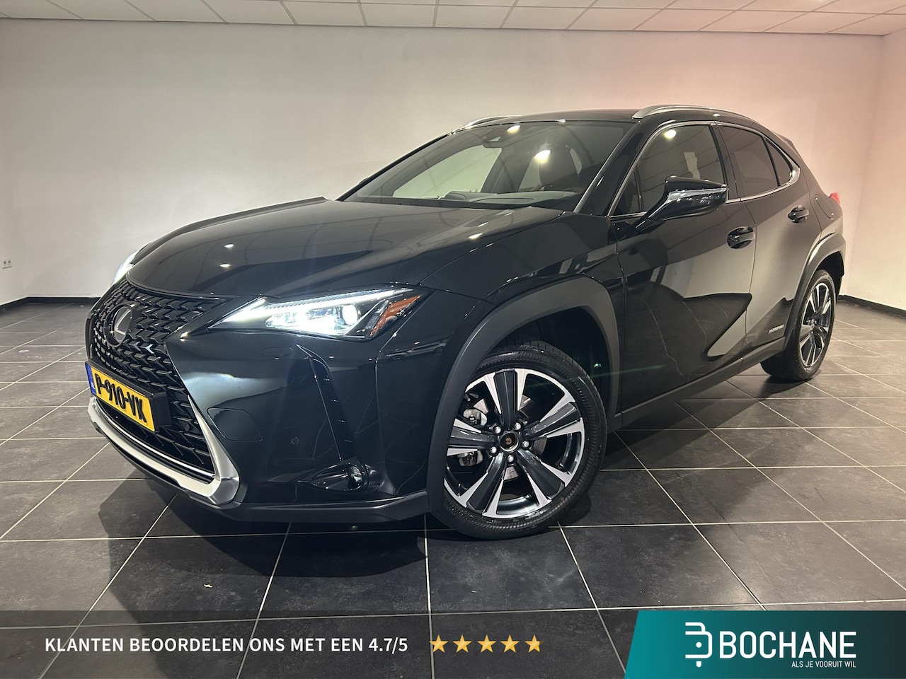 Lexus UX - 250h Preference Line | Leder | Apple Carplay / Android Auto | Achteruitrijcamera - AutoWereld.nl