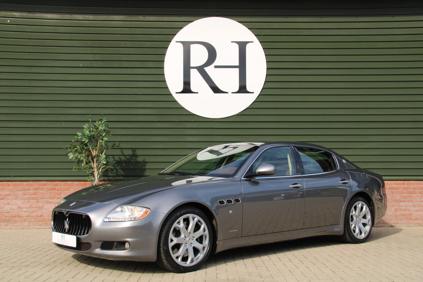 Maserati Quattroporte - 4.7-V8 Automaat - Facelift - NL Auto - 2e eigenaar! - AutoWereld.nl