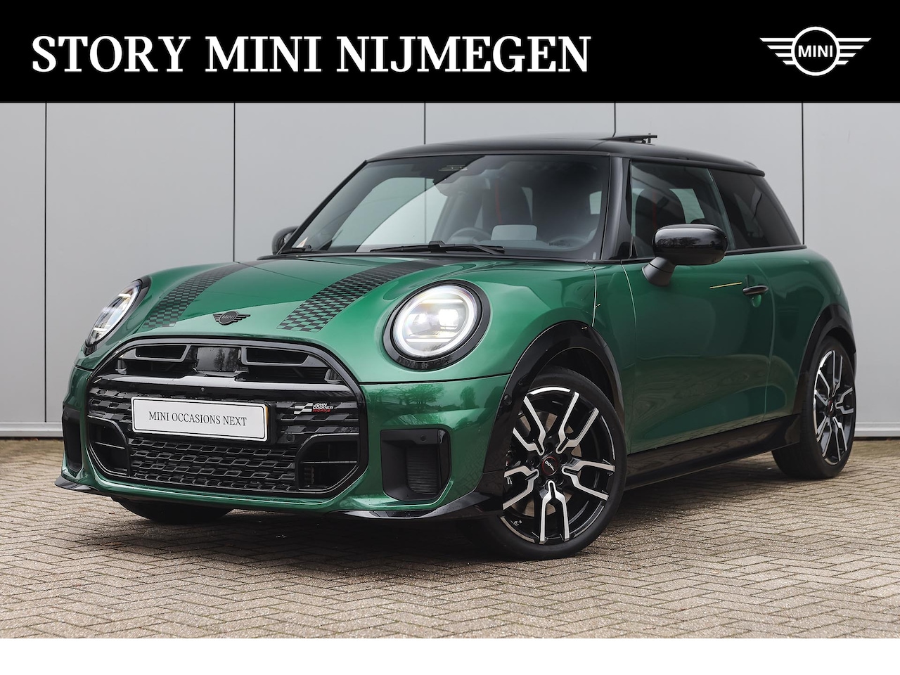 MINI Cooper - Hatchback C Automaat / JCW / Pakket XL / 17" JCW Sprint Spoke black - AutoWereld.nl
