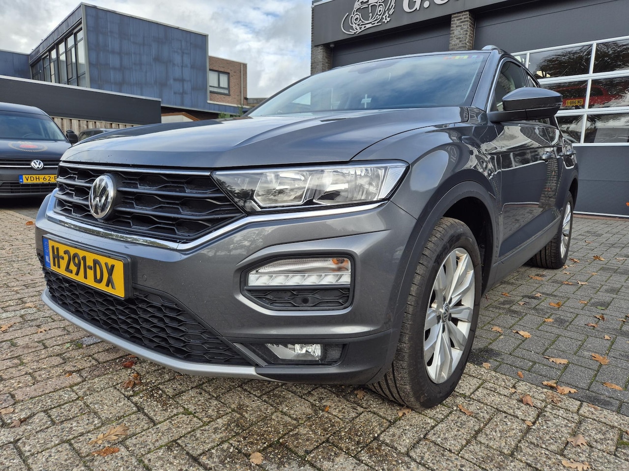 Volkswagen T-Roc - 1.5 TSI Style Business 1.5 TSI Style Business - AutoWereld.nl