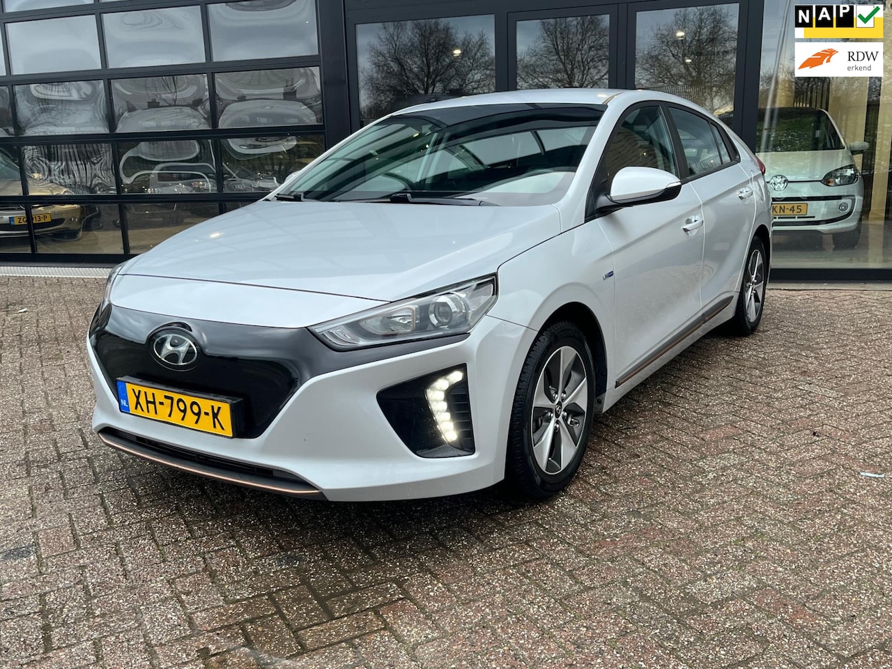Hyundai IONIQ - Comfort EV Comfort EV , Navi, Camera,NL-Auto - AutoWereld.nl