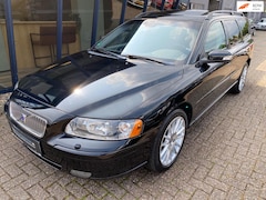 Volvo V70 - 2.0T Edition II Sport 180PK LEER / SUNROOF / TREKHAAK