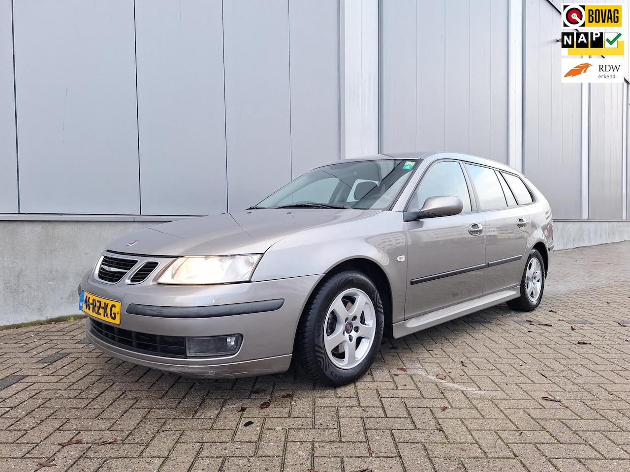 Saab 9-3 Sport Estate - 1.8t Linear Business - zeer mooi en top onderhouden- - AutoWereld.nl