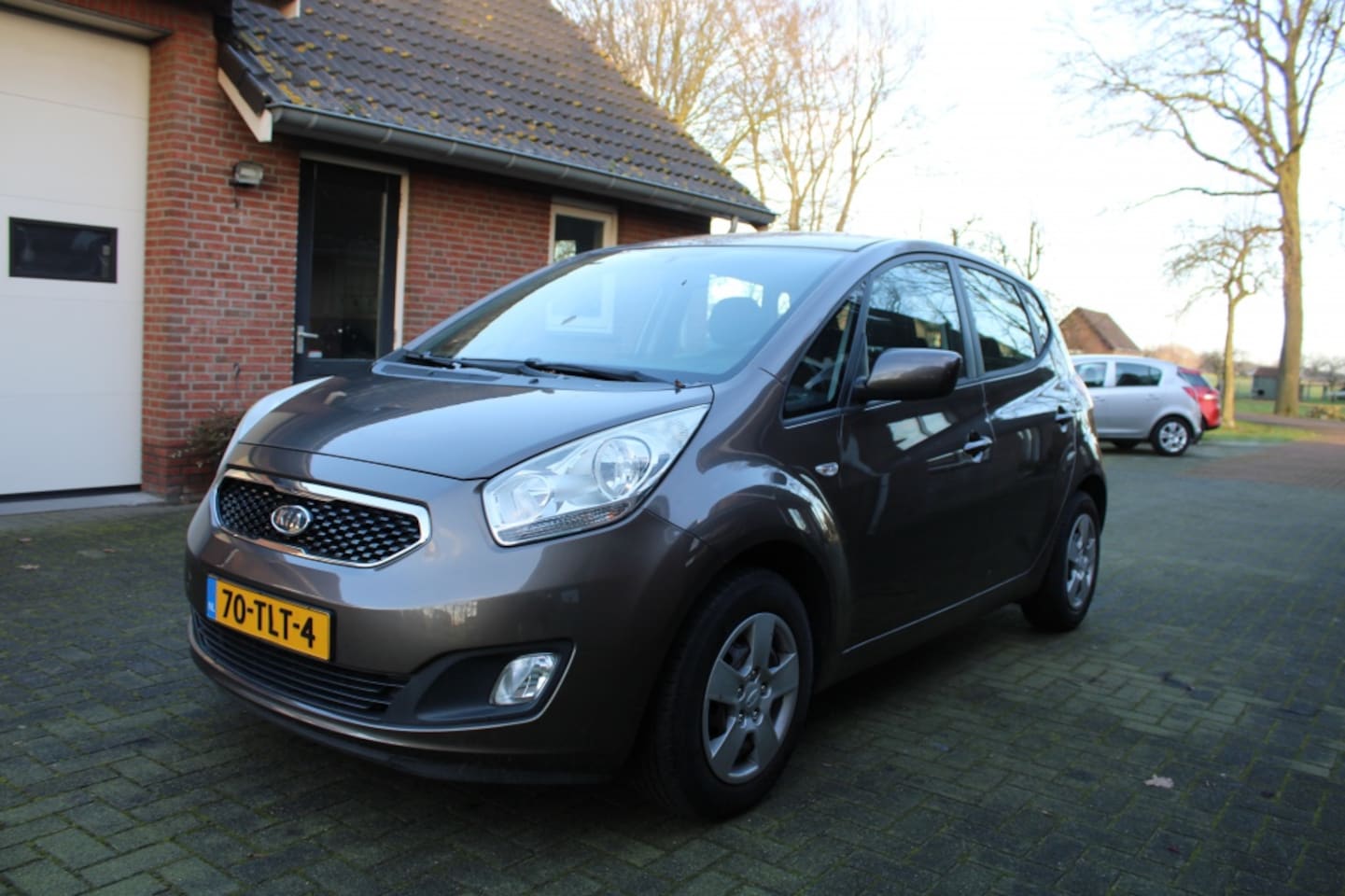 Kia Venga - 1.4 CVVT Plus Pack-navi-camera-lage km stand - AutoWereld.nl
