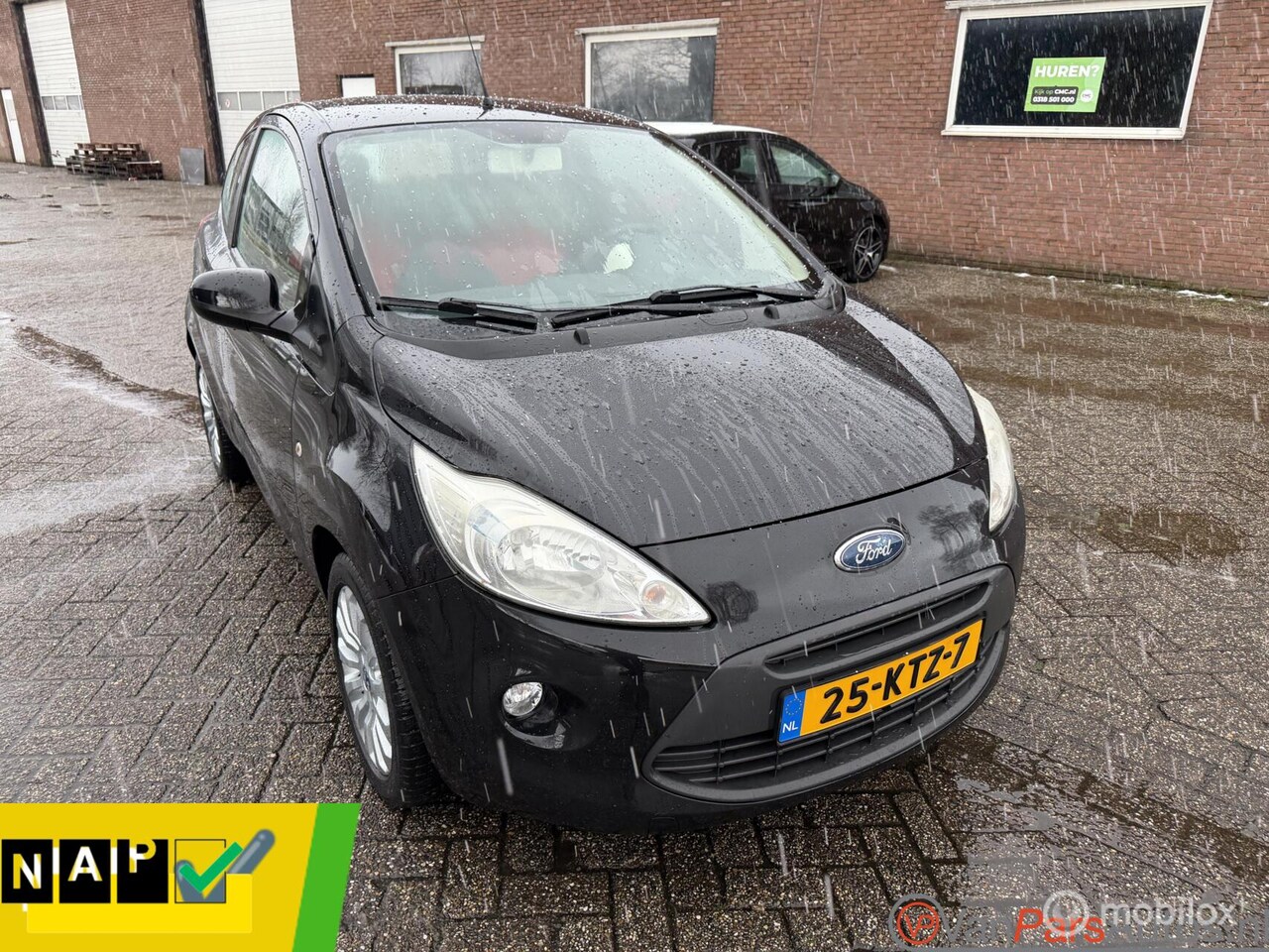 Ford Ka - 1.2 Titanium X 1.2 Titanium X,Airco,2de eigenaar! - AutoWereld.nl