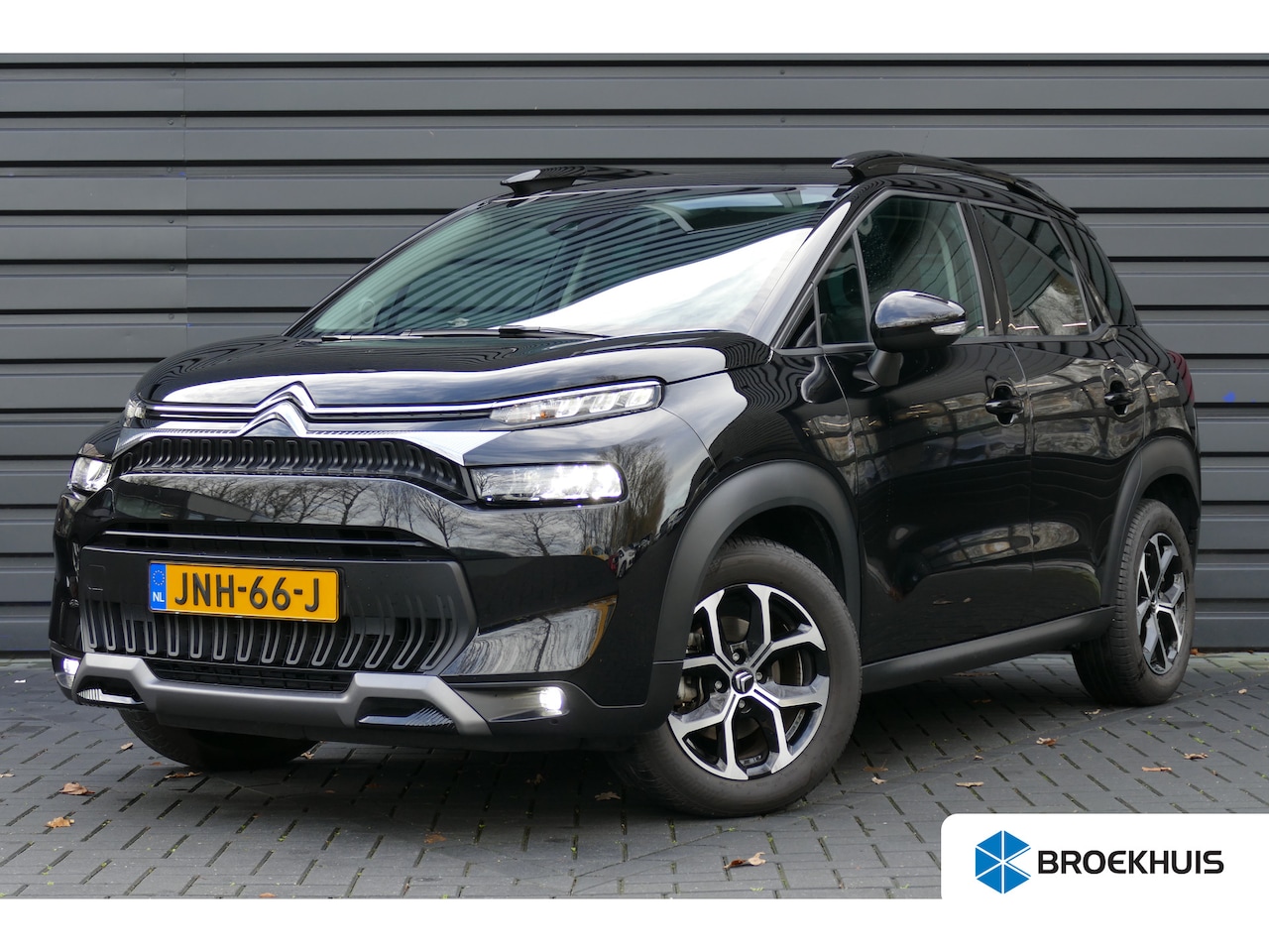 Citroën C3 Aircross - 1.2 PURETECH 130PK SHINE AUTOMAAT / NAVI / CLIMA / PDC / 16"LMV / FULL-LED / STOELVERWARMI - AutoWereld.nl