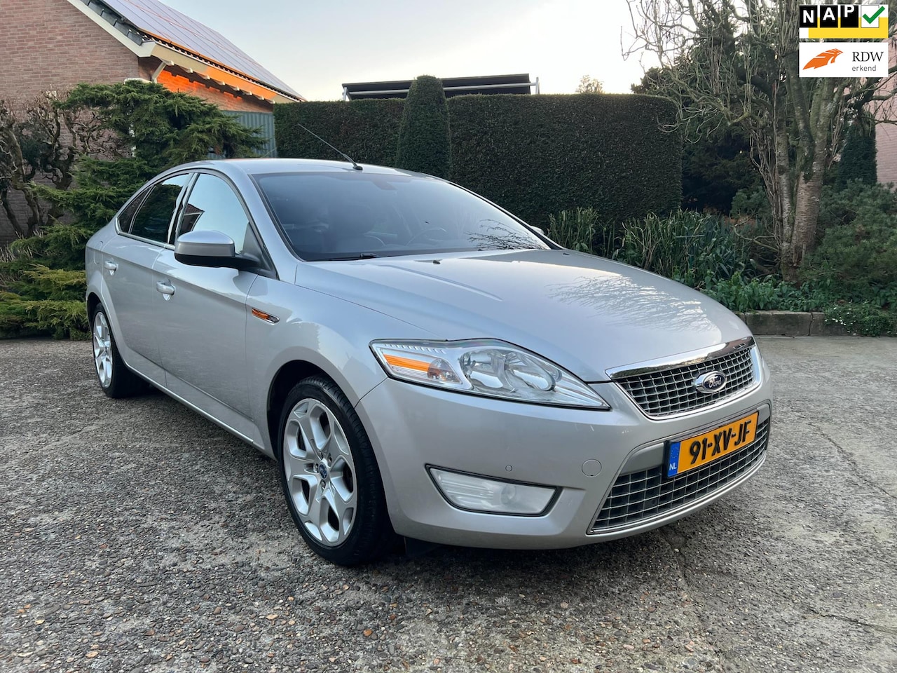 Ford Mondeo - 2.0-16V Titanium 2.0-16V Titanium, NAVI, PDC, ECC, 18'', 1e eigenaar! - AutoWereld.nl