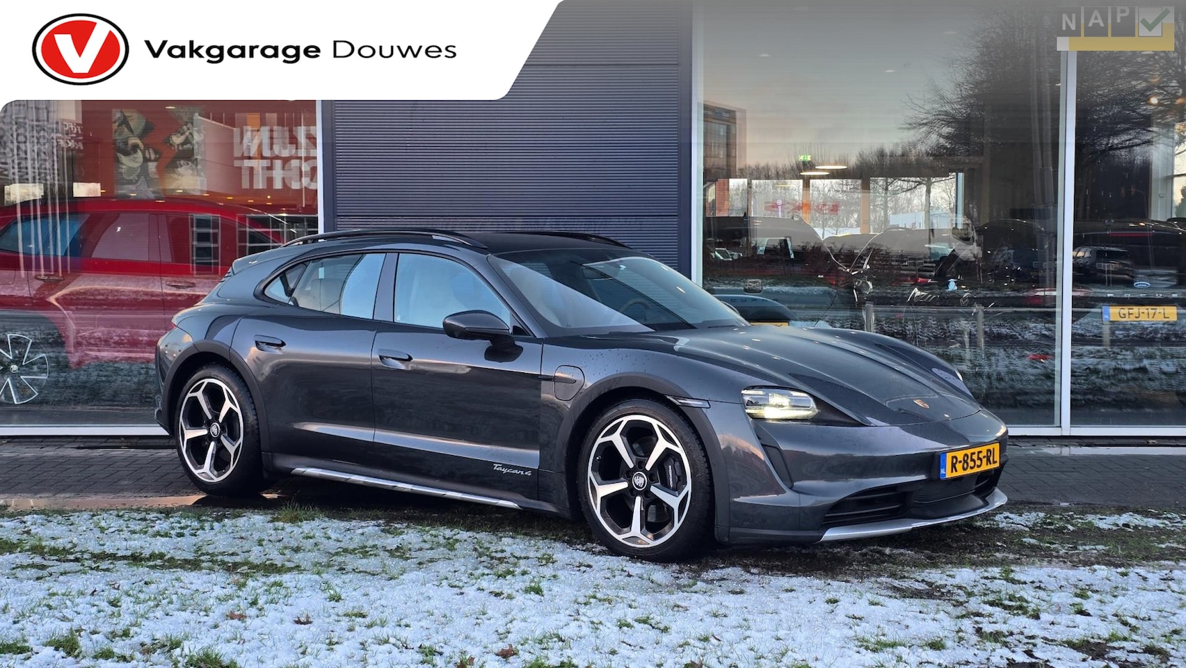 Porsche Taycan Cross Turismo - 4 93 kWh | NAP | 1e eigenaar | Sportschrono | PLDS+ | Alcantara stuurwiel | Pano | Luchtve - AutoWereld.nl