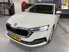 Skoda Octavia Combi - 1.0 e-TSI Business Edition Plus