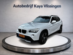 BMW X1 - sDrive18d Executive Clima Cruise Carplay Trekhaak