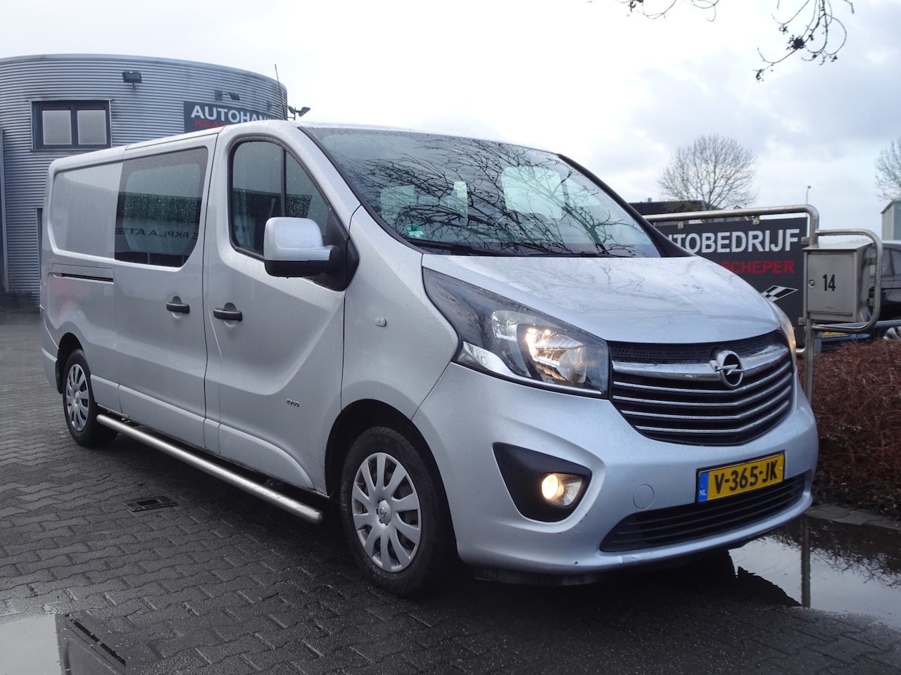 Opel Vivaro - 1.6 CDTI L2H1 DC Edition EcoFlex 1.6 CDTI L2H1 DC Edition EcoFlex - AutoWereld.nl