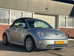 Volkswagen New Beetle Cabriolet - 2.0 Highline Sportvelgen, dubbele sportuitlaat, windscherm, airco, carkit, APK 23-09-2026, parkeersenso