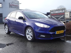 Ford Focus - 1.0i 126PK Autom. St-line