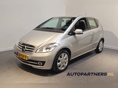 Mercedes-Benz A-klasse - 180 Business Class Avantgarde - Stoelverwarming - Cruise - Halfleder - Trekhaak