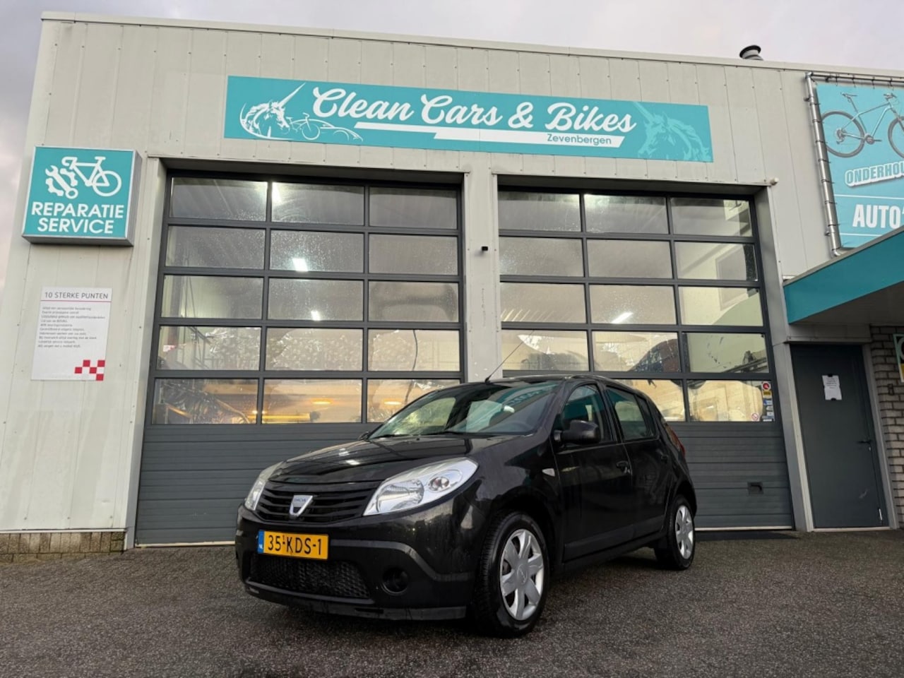 Dacia Sandero - 1.2 Ambiance NW. KOPPELING 1STE EIGENAAR - AutoWereld.nl