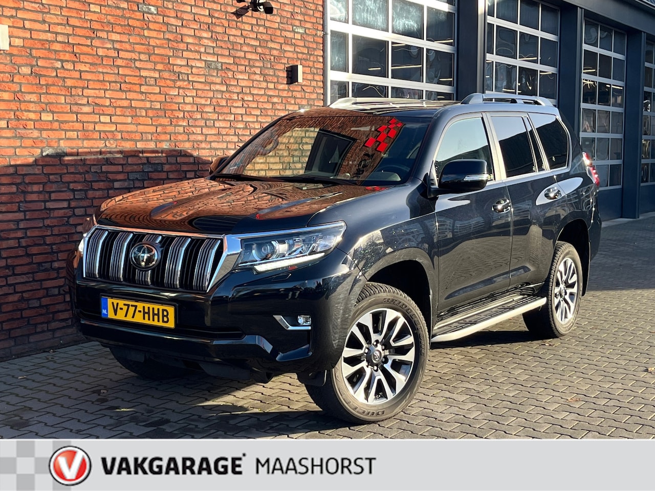 Toyota Land Cruiser - 2.8 D-4D-F Comfort Blind Van 3500kg Trek Adapt.Cruise/AchteruitrijCam./Keyless/PDC/LED/DAB - AutoWereld.nl