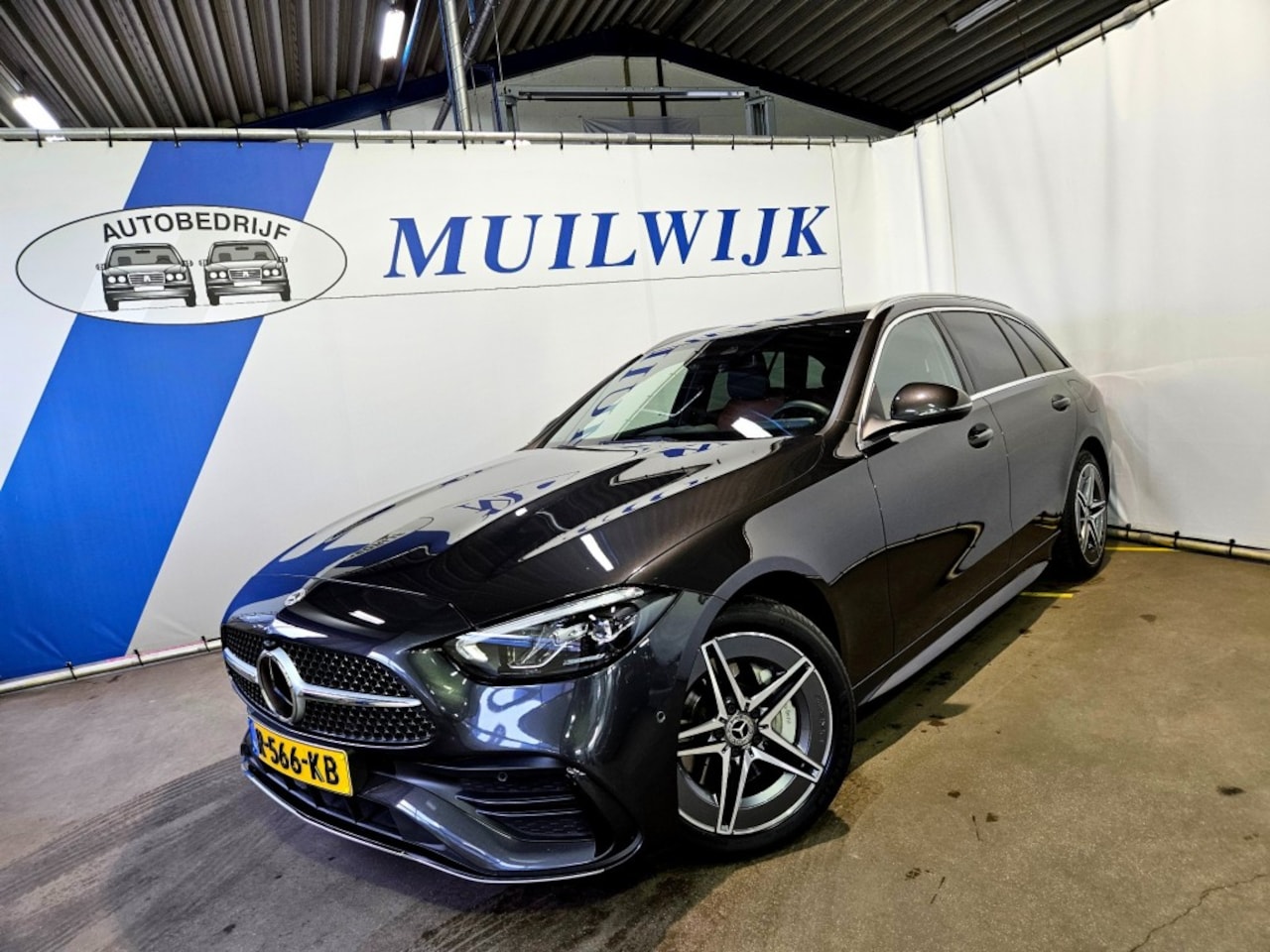 Mercedes-Benz C-klasse Estate - Estate 300 e AMG Line / Camera / Sfeerverlichting / NL Auto - AutoWereld.nl