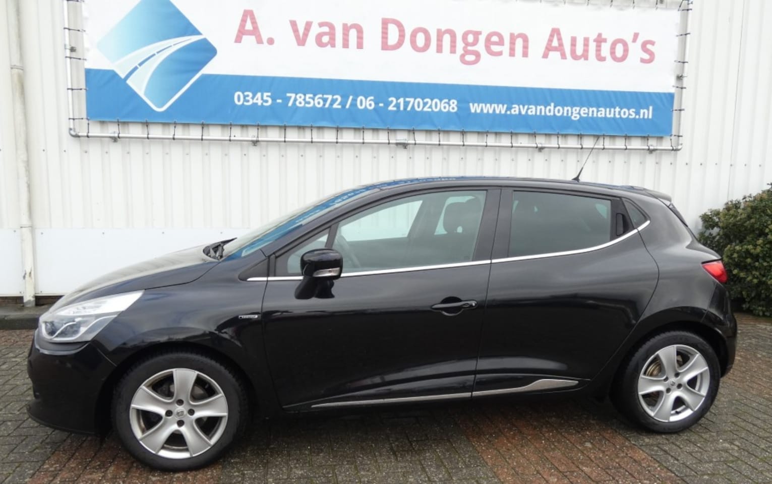 Renault Clio - 0.9 TCe Limited 0.9 TCE LIMITED,Navi,Cruise,PDC,Bltooth, - AutoWereld.nl