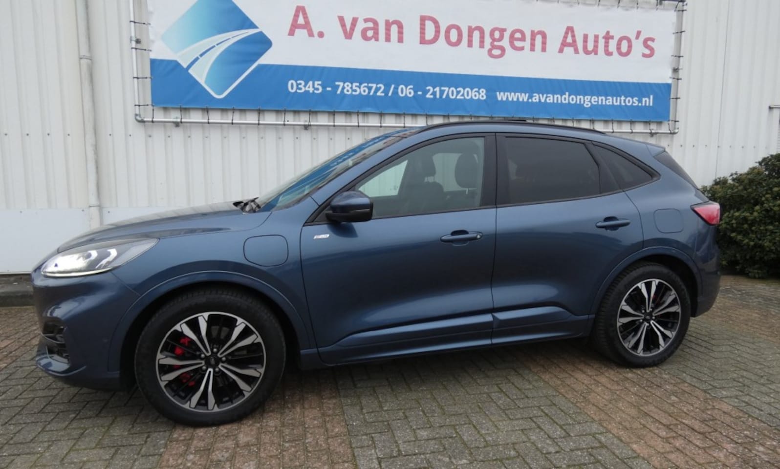 Ford Kuga - 2.5 PHEV ST-Line X 2.5 PHEV ST-LINE X,Pano,ACC,LED,BenO,Camera,Keyless - AutoWereld.nl