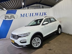 Volkswagen T-Roc - 1.0 TSI Style / Navi / Adapt. Cruise / NL Auto