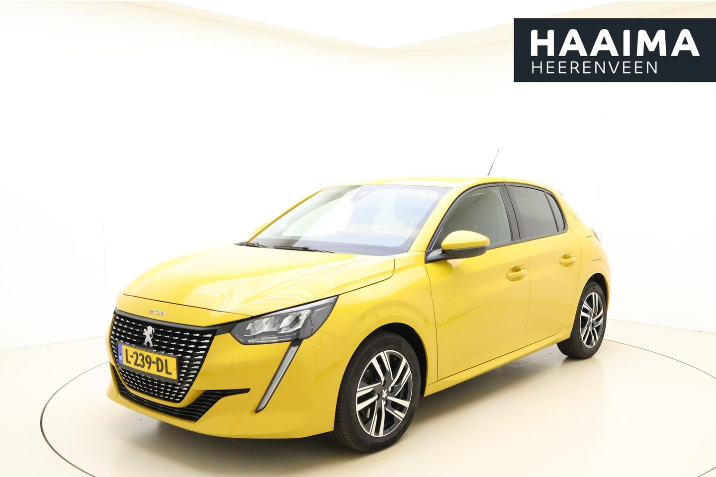 Peugeot 208 - 1.2 PureTech Allure Pack 100pk | Navigatie | Camera | Lm Velgen - AutoWereld.nl
