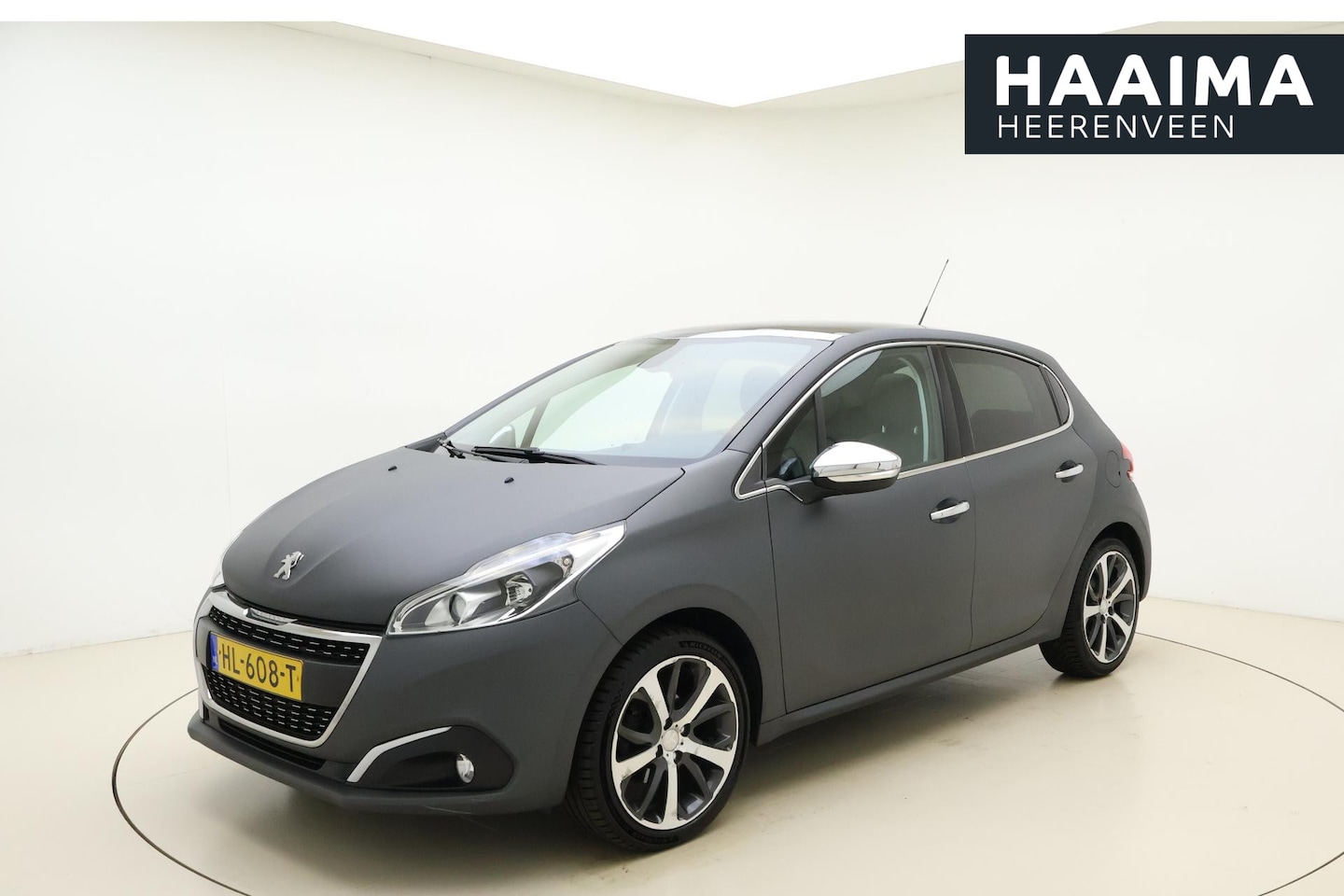 Peugeot 208 - 1.2 110pk Première 110 pk Panoramadak | 17 inch LM velgen | Navigatie | kuipstoelen | Clim - AutoWereld.nl