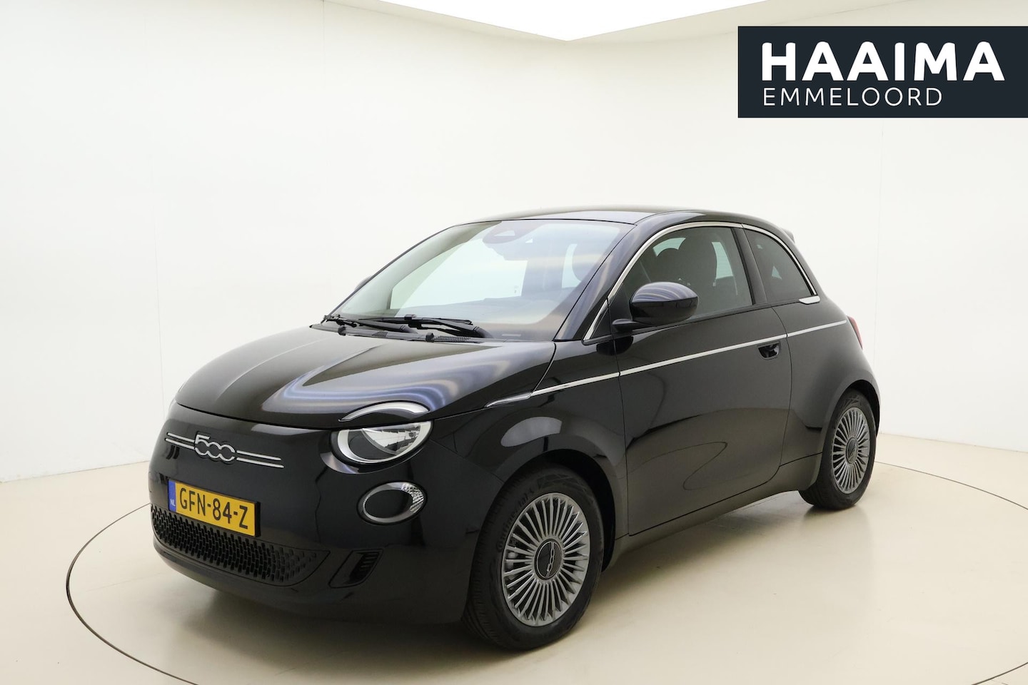 Fiat 500e - Urban 42 kWh 118pk | Climate Control | Lichtmetalen Velgen | Cruise Control | Apple Carpla - AutoWereld.nl