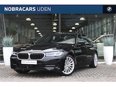 BMW 5-serie - 540i High Executive Automaat / Laserlight / Achteruitrijcamera / Active Cruise Control / L