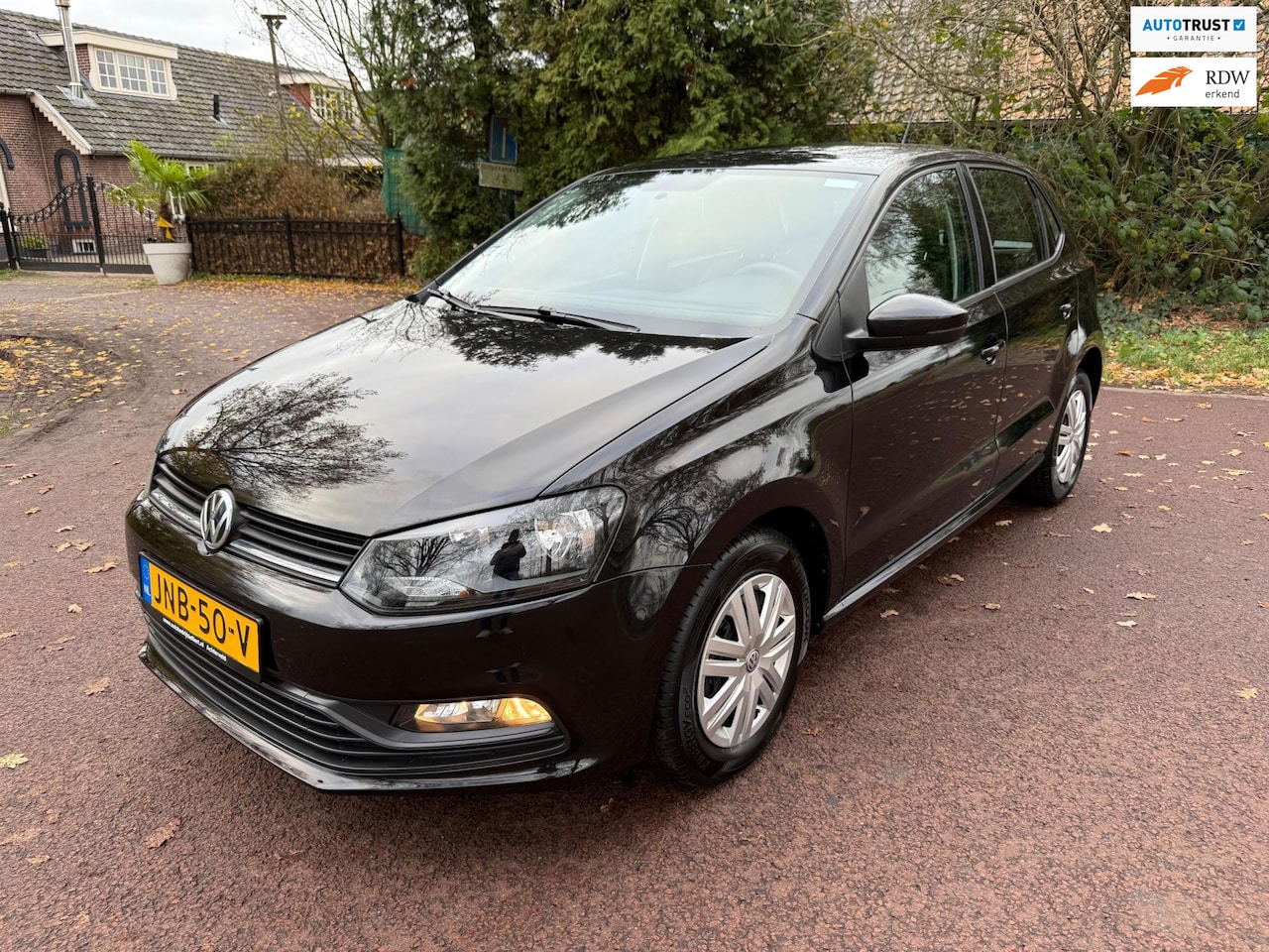Volkswagen Polo - 1.0 Airco / Parkeersens. / AUX / 2016 / APK. - AutoWereld.nl
