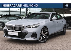 BMW 5-serie - 520i High Executive M Sport Automaat / M Sportonderstel / Stoelverwarming / Adaptieve LED