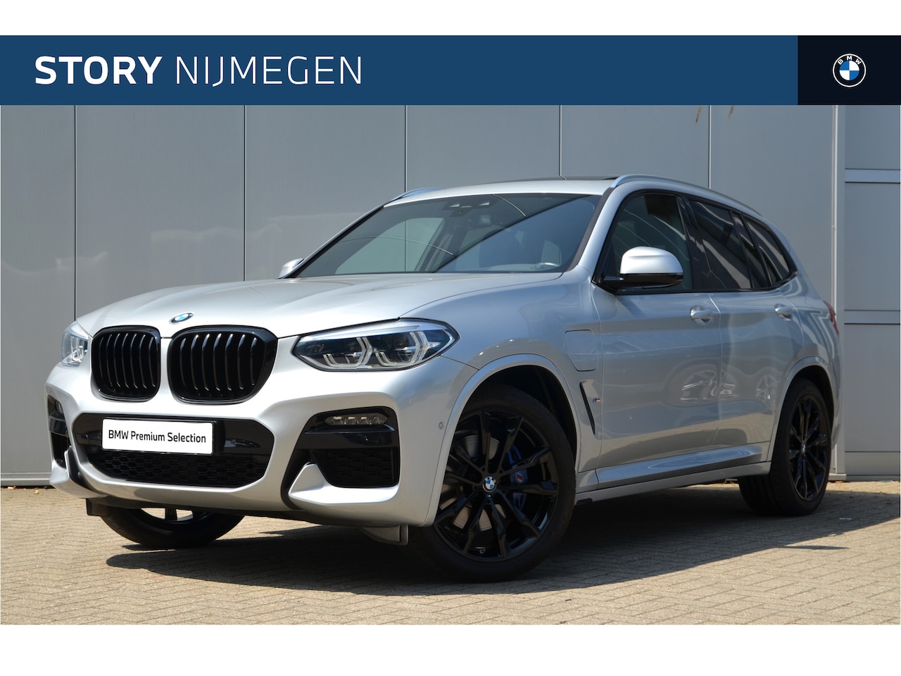 BMW X3 - xDrive30e High Executive M Sport Automaat / Panoramadak / Sportstoelen / Stoelverwarming / - AutoWereld.nl