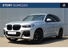 BMW X3 - xDrive30e High Executive M Sport Automaat / Panoramadak / Sportstoelen / Stoelverwarming /