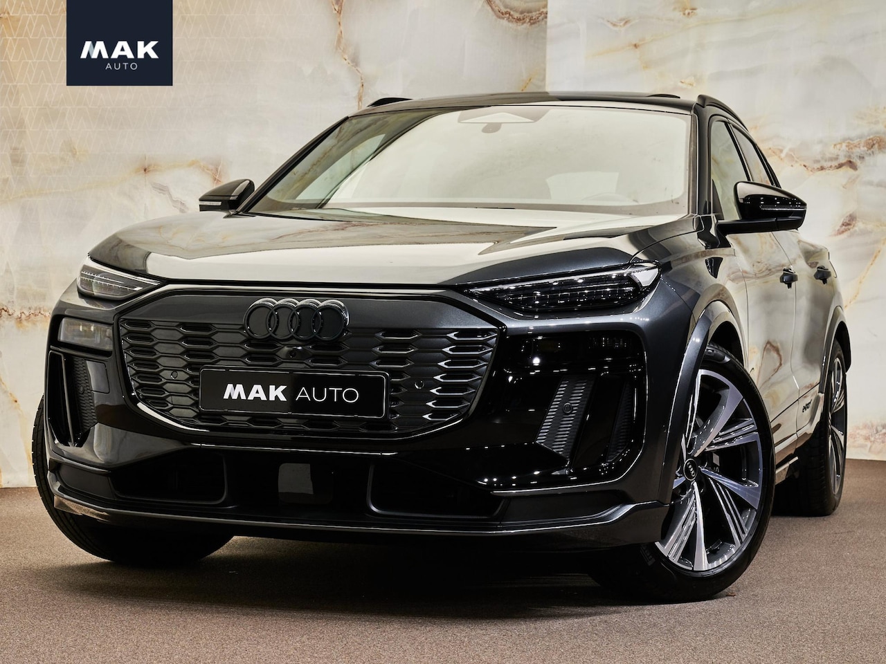 Audi Q6 SQ6 e-tron - Quattro, pano, 21", matrix-LED, bijrijdersdisplay, luchtv., HUD, privacy - AutoWereld.nl