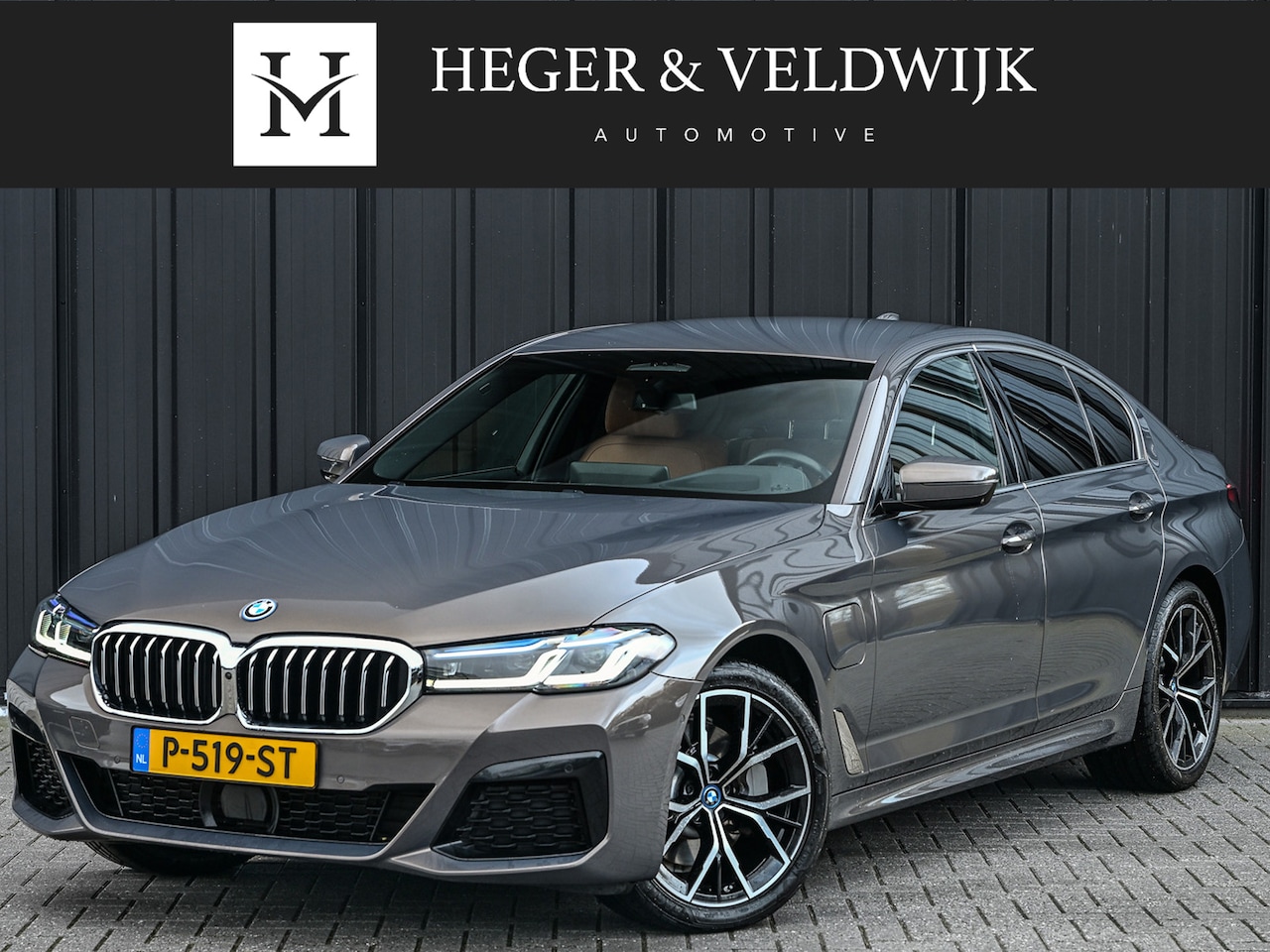 BMW 5-serie - 530e xDrive Business Edition Plus · NL-auto · Comfort access · Laser Light · Memory seats - AutoWereld.nl