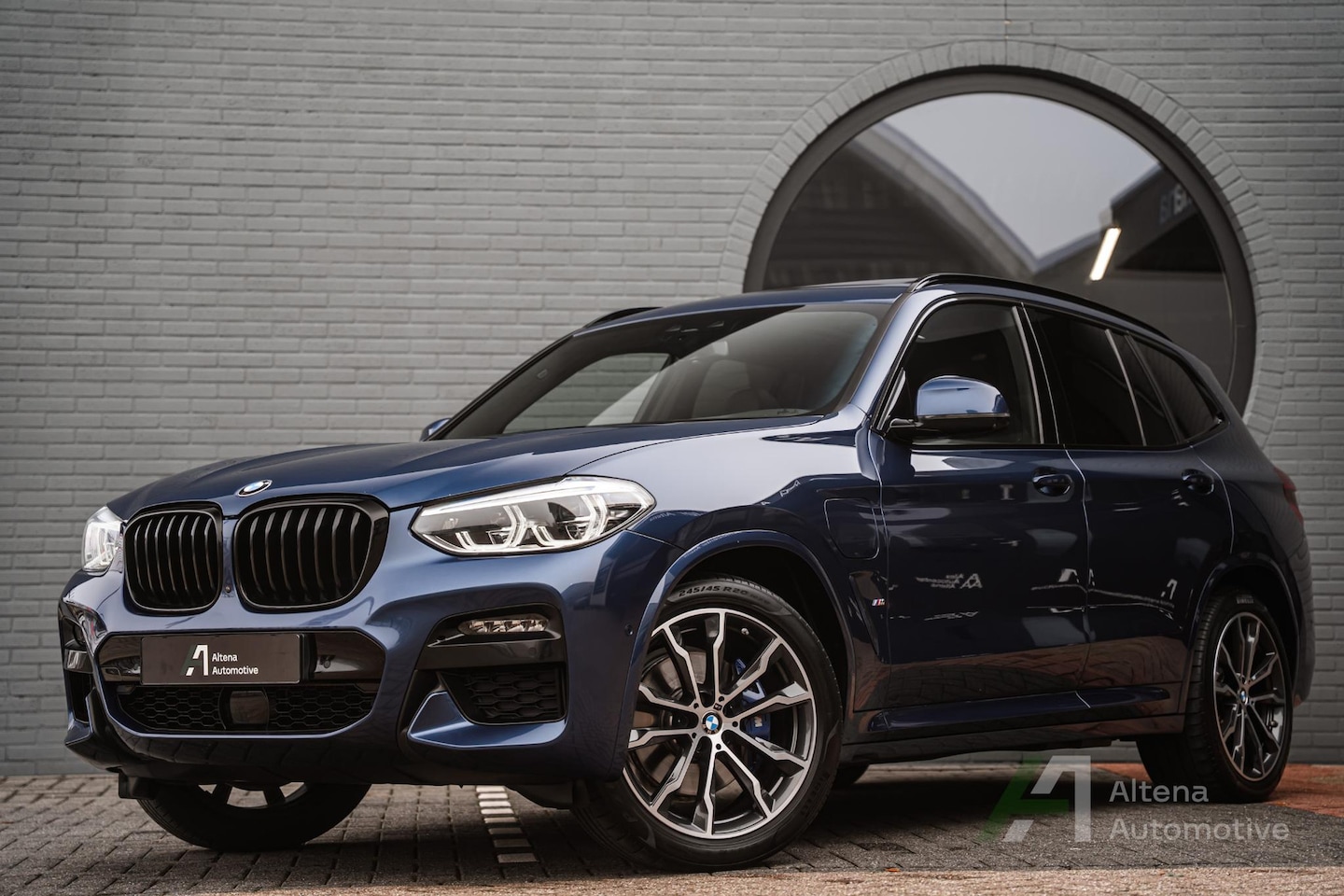 BMW X3 - xDrive30e High Executive M-sport, trekhaak, BTW, headup, co-pilot, 20inch - AutoWereld.nl