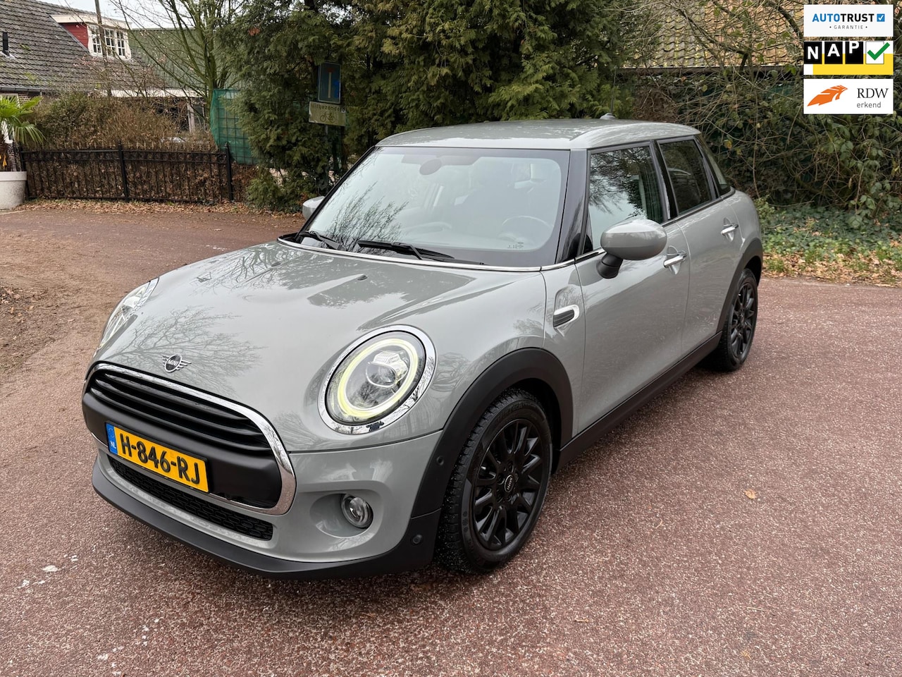 MINI One - Mini 1.5 Business Edition / Navi / Xenon / Led / NAP / Apk / Airco - AutoWereld.nl